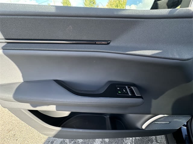 Thumbnail: 2025 Polestar 3 - 24