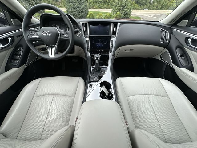Thumbnail: 2023 INFINITI Q50 - 10