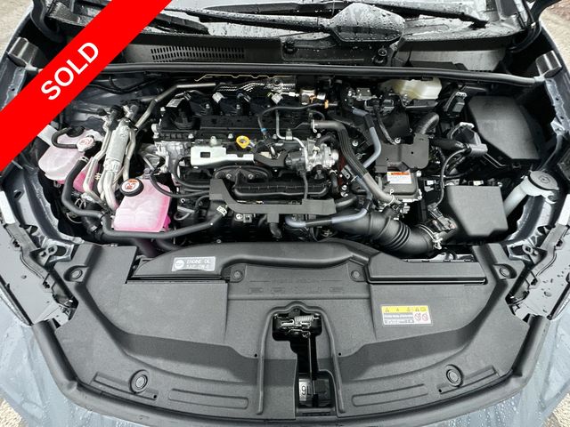 Thumbnail: 2026 Toyota Prius v - 9