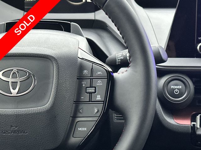 Thumbnail: 2026 Toyota Prius v - 19