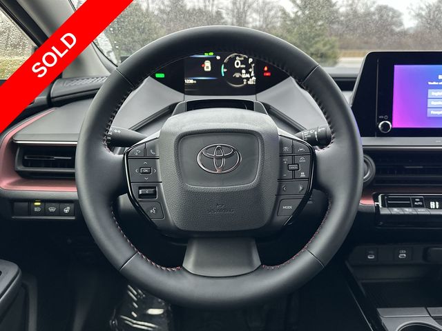 Thumbnail: 2026 Toyota Prius v - 2