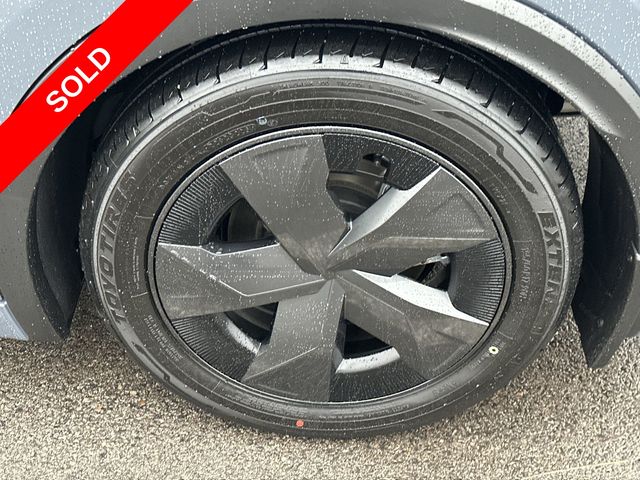 Thumbnail: 2026 Toyota Prius v - 8