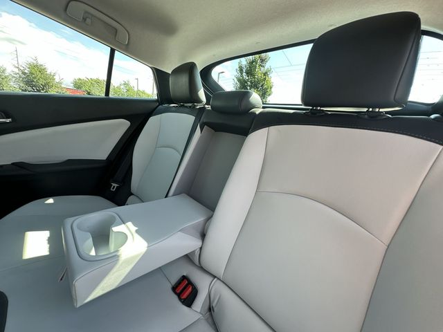 Thumbnail: 2019 Toyota Prius - 10