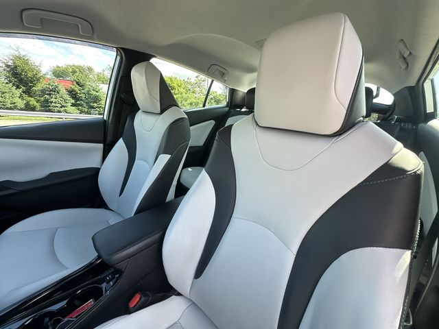 Thumbnail: 2019 Toyota Prius - 9