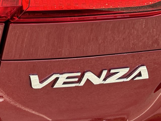 Thumbnail: 2022 Toyota Venza - 21