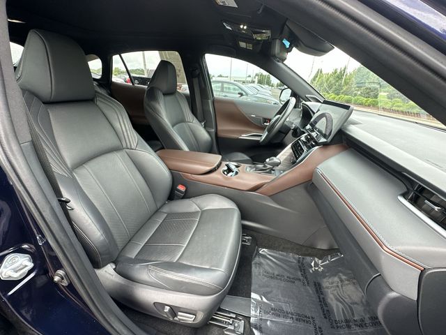 Thumbnail: 2023 Toyota Venza - 26