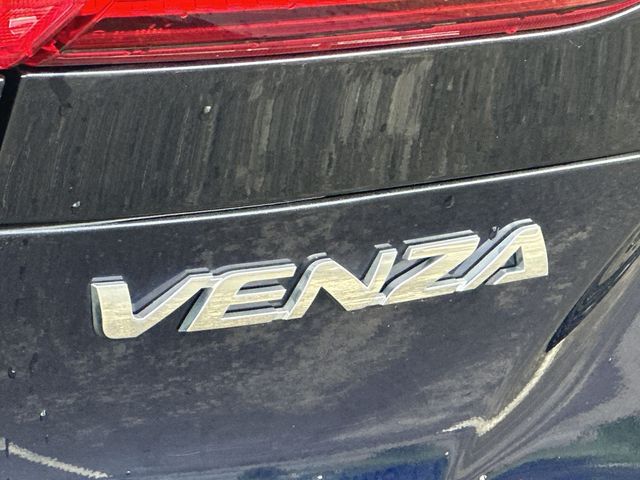 Thumbnail: 2023 Toyota Venza - 29