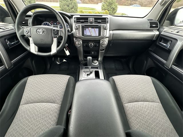 Thumbnail: 2019 Toyota 4Runner - 14