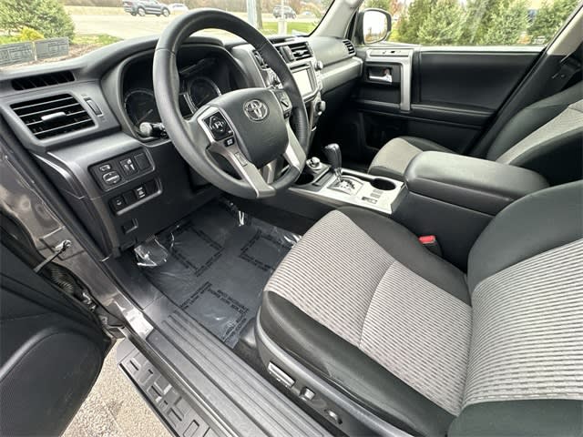 Thumbnail: 2019 Toyota 4Runner - 10