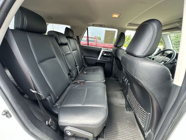 Thumbnail: 2018 Toyota 4Runner - 29