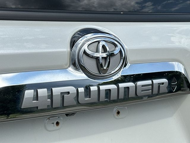 Thumbnail: 2018 Toyota 4Runner - 6