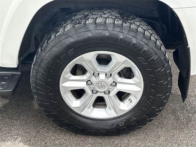 Thumbnail: 2019 Toyota 4Runner - 8