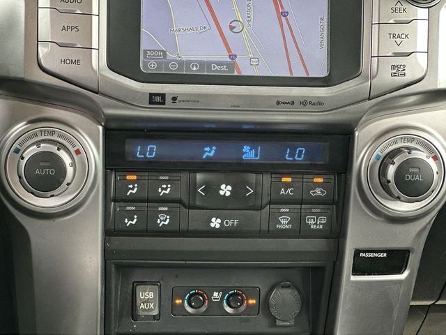 Thumbnail: 2019 Toyota 4Runner - 21