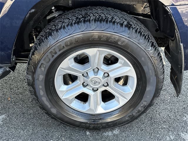 Thumbnail: 2022 Toyota 4Runner - 8