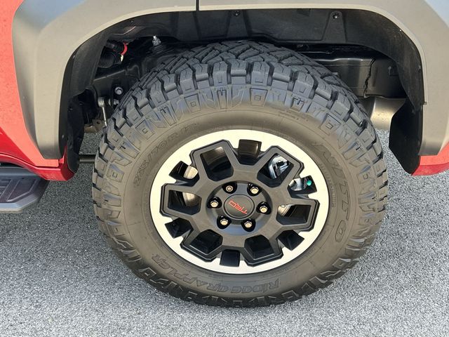 Thumbnail: 2025 Toyota 4Runner - 8