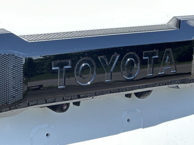 Thumbnail: 2025 Toyota 4Runner - 28