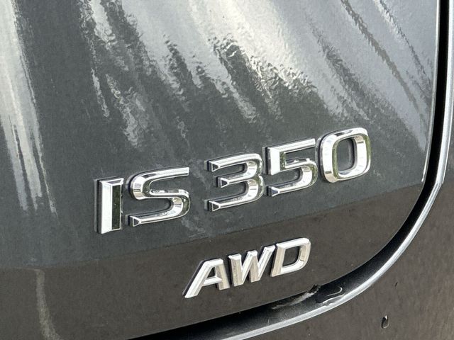 Thumbnail: 2021 Lexus IS - 21