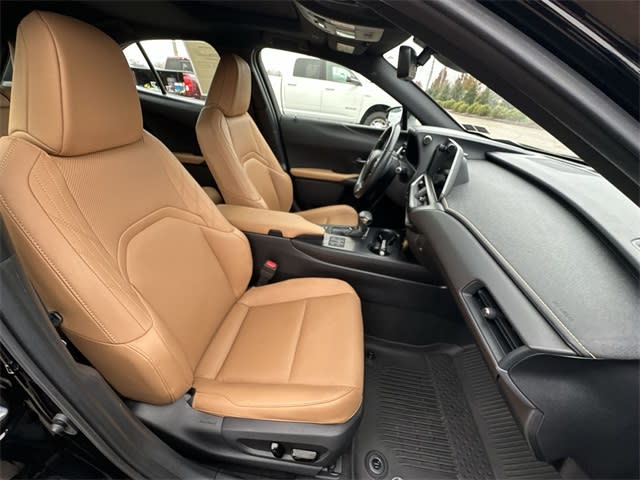 Thumbnail: 2023 Lexus UX - 27