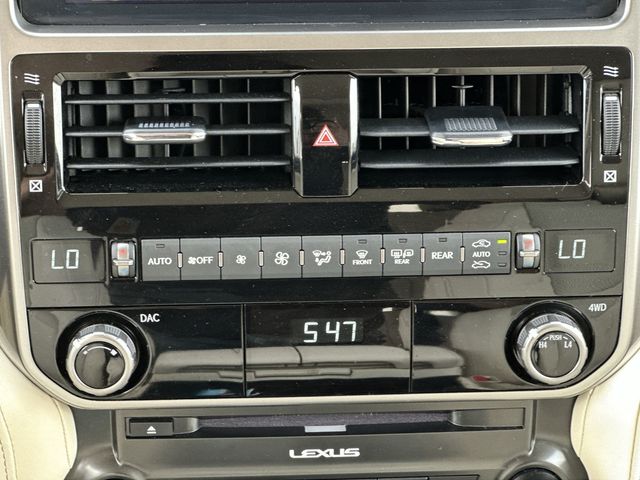 Thumbnail: 2023 Lexus GX - 23