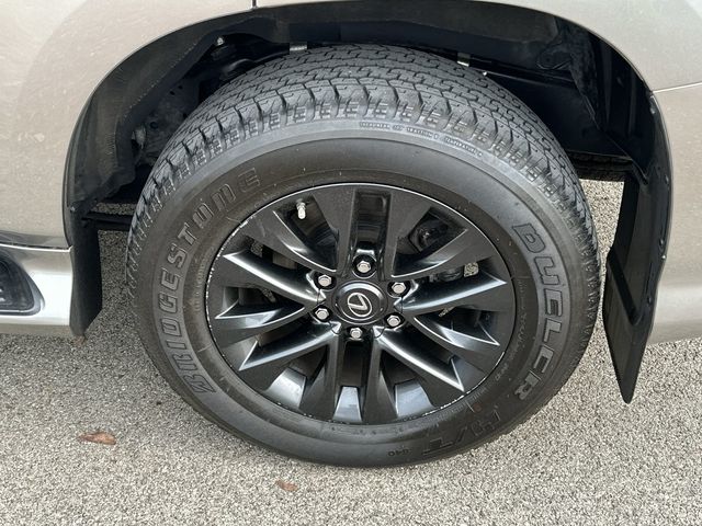 Thumbnail: 2023 Lexus GX - 8