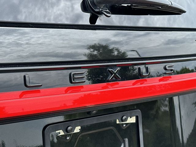 Thumbnail: 2024 Lexus ES - 7