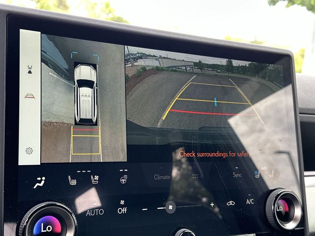 Thumbnail: 2024 Lexus ES - 23