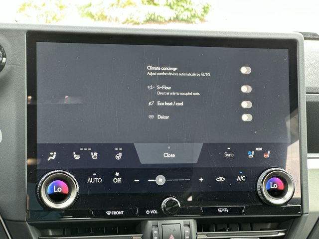 Thumbnail: 2024 Lexus ES - 24