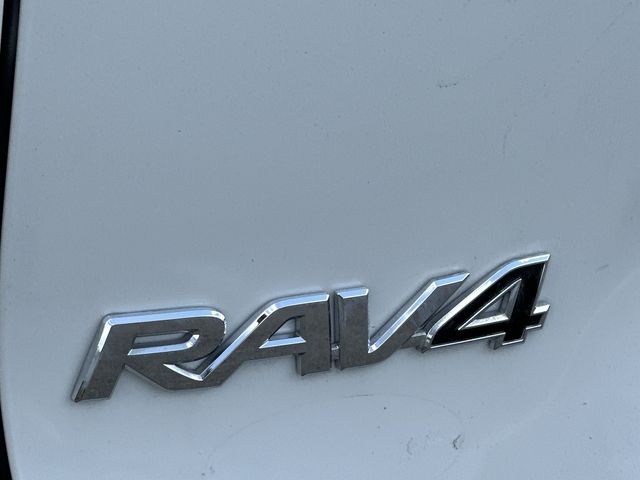 Thumbnail: 2025 Toyota RAV4 - 20