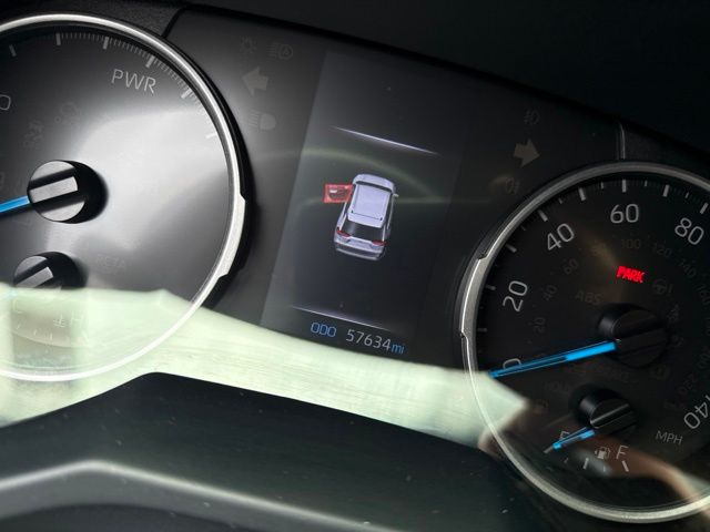 Thumbnail: 2021 Toyota RAV4 - 11