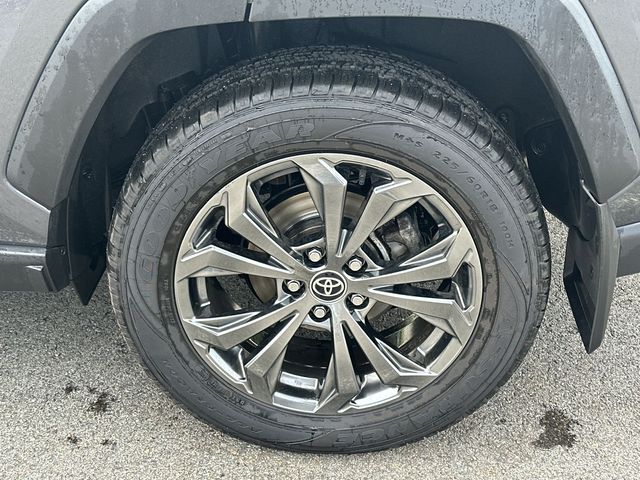 Thumbnail: 2023 Toyota RAV4 - 8