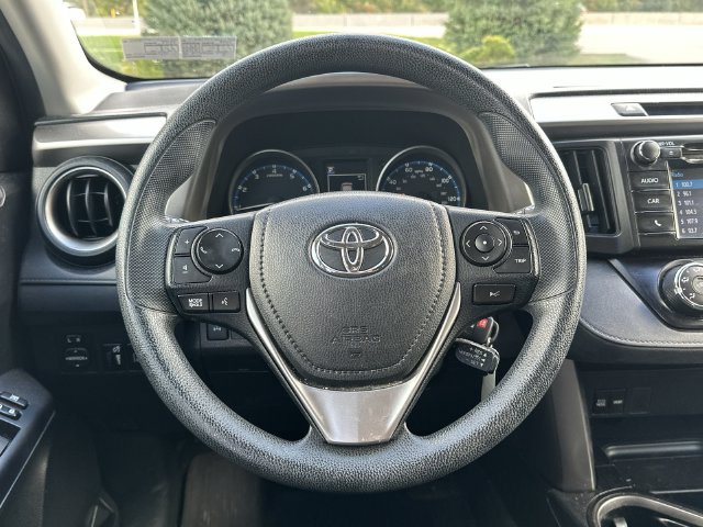 Thumbnail: 2017 Toyota RAV4 - 2
