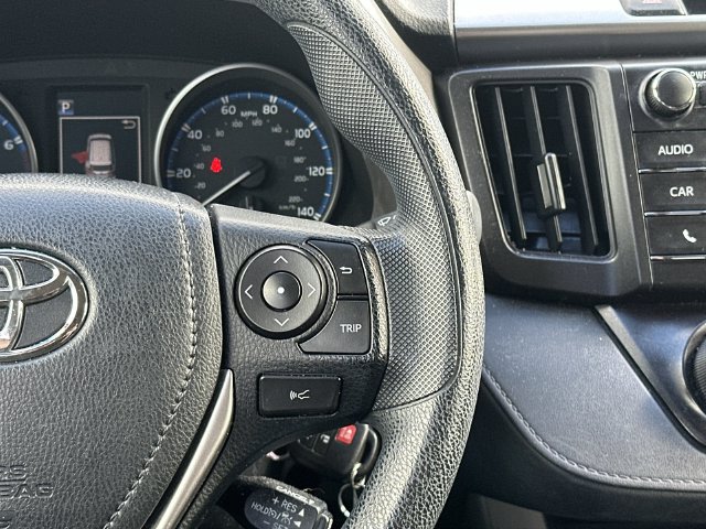 Thumbnail: 2017 Toyota RAV4 - 15