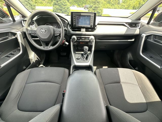 Thumbnail: 2020 Toyota RAV4 - 14