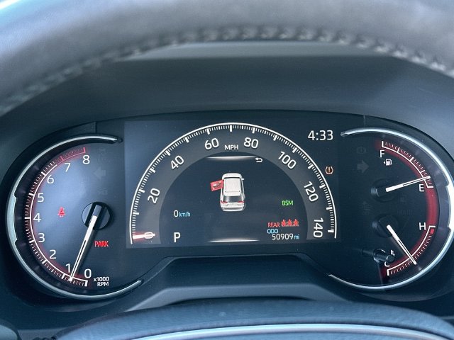 Thumbnail: 2019 Toyota RAV4 - 16
