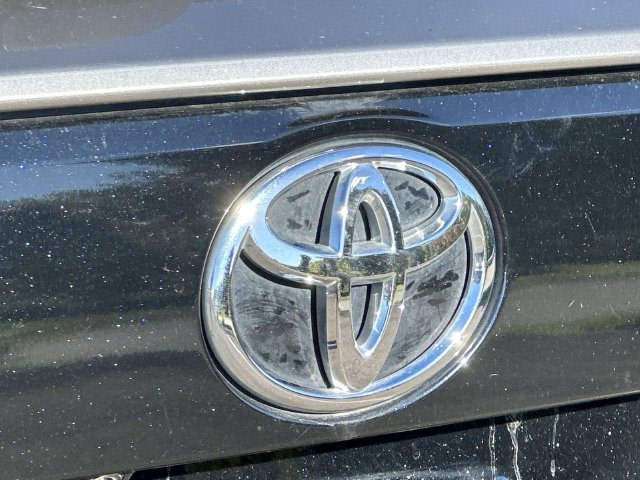 Thumbnail: 2019 Toyota RAV4 - 7