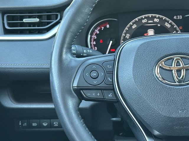 Thumbnail: 2019 Toyota RAV4 - 20