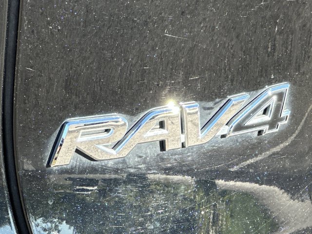 Thumbnail: 2019 Toyota RAV4 - 30