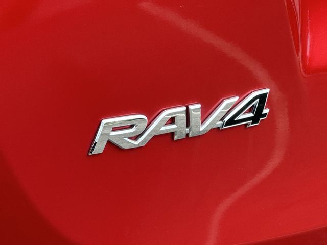 Thumbnail: 2015 Toyota RAV4 - 30