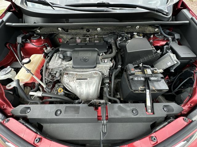 Thumbnail: 2015 Toyota RAV4 - 9