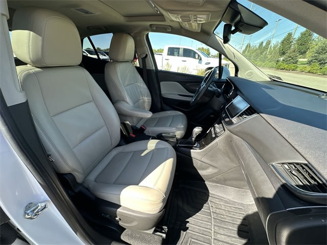 Thumbnail: 2017 Buick Encore - 27