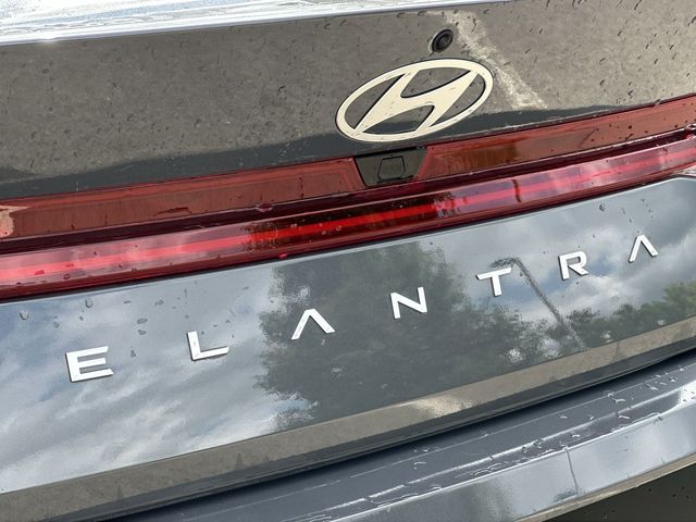 Thumbnail: 2024 Hyundai Elantra - 7