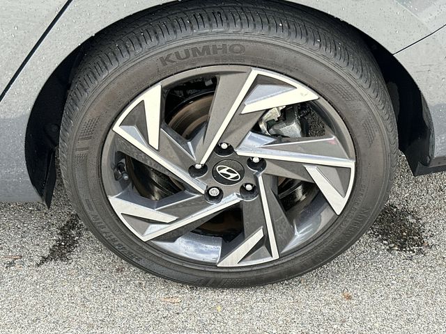 Thumbnail: 2024 Hyundai Elantra - 8