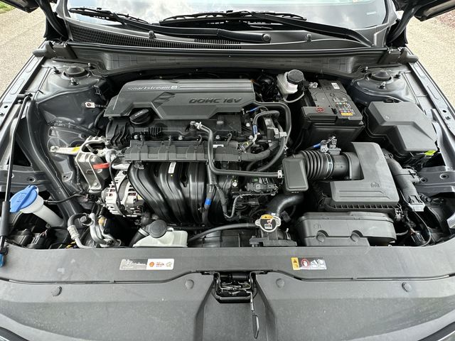 Thumbnail: 2024 Hyundai Elantra - 9
