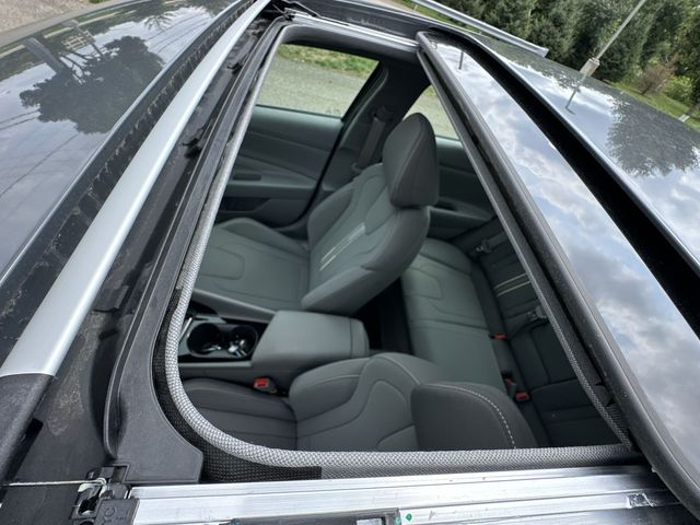Thumbnail: 2024 Hyundai Elantra - 19