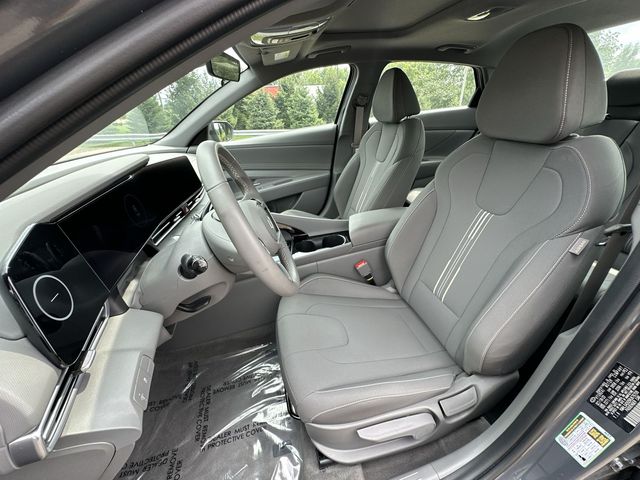 Thumbnail: 2024 Hyundai Elantra - 11
