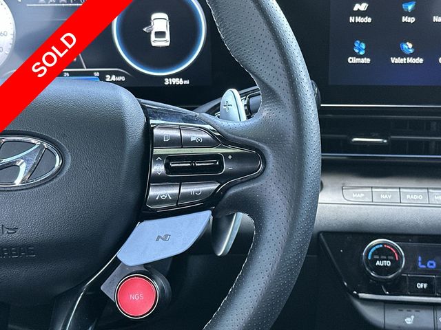 Thumbnail: 2022 Hyundai Elantra - 14