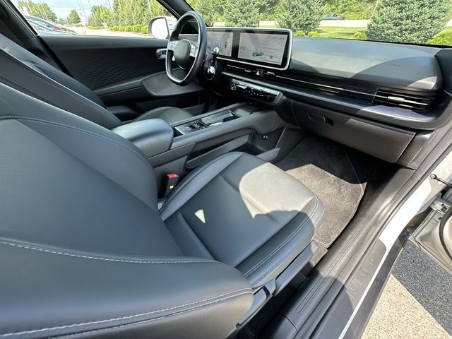 Thumbnail: 2023 Hyundai Ioniq 6 - 25