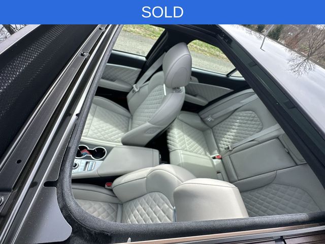 Thumbnail: 2023 Genesis G70 - 12