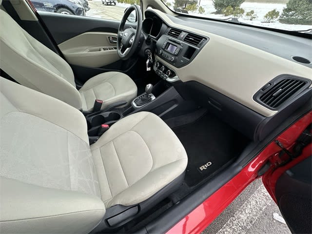 Thumbnail: 2013 Kia Rio - 11