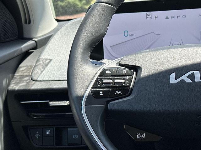 Thumbnail: 2024 Kia EV6 - 14